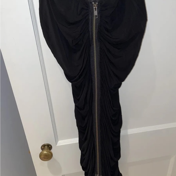 All saints dress with leather and zipper details so hot size 4 small - Picture 3 of 5